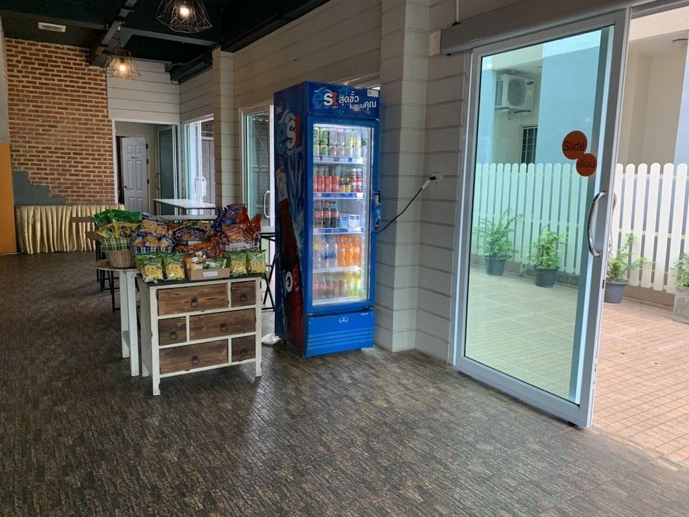 Prajaktra City Hostel Udon Thani Zewnętrze zdjęcie