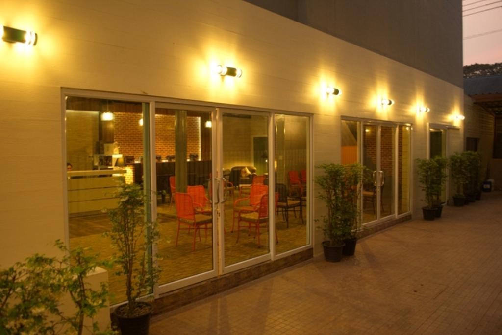 Prajaktra City Hostel Udon Thani Zewnętrze zdjęcie
